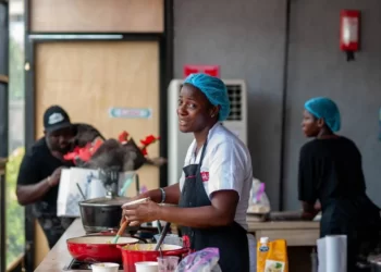 Chef Hilda Baci Surpasses 96-hour Target, Achieves 100 Hours of Marathon Cooking | METROWATCH