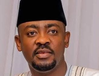 Founder of Canadian University in Nigeria, Prof Gwarzo ‘Splashes’ N2m on PRNigeria’s Latest Books | METROWATCH