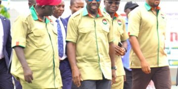 Obaseki Raises the Alarm! Salaries Doubtful from June Unless FG Prints More Naira, or Removes Petrol Subsidy  | METROWATCH