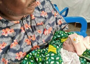 Journalist, Wife Welcome First Child after 11 Years of Marriage | METROWATCH