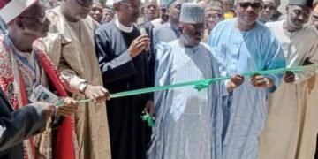 PHOTOS: Buhari Unveils Multipurpose Dam In Taraba | METROWATCH