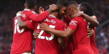 Man Utd humiliates Chelsea to secure Champions League spot | METROWATCH