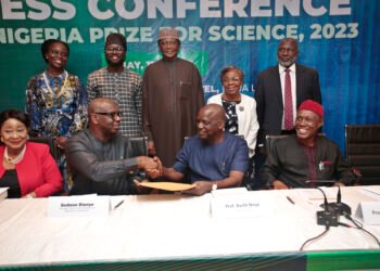 Nigeria Prize for Science Receives 100 Entries for 2023 Cycle | METROWATCH