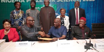 Nigeria Prize for Science Receives 100 Entries for 2023 Cycle | METROWATCH