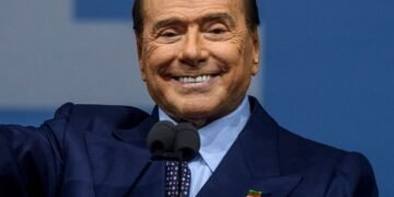 OBITUARY | Former Italian Prime Minister Silvio Berlusconi Dies at 86 | METROWATCH
