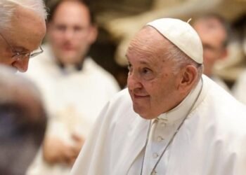 Pope Francis, 86, to Undergo Abdominal Surgery | METROWATCH