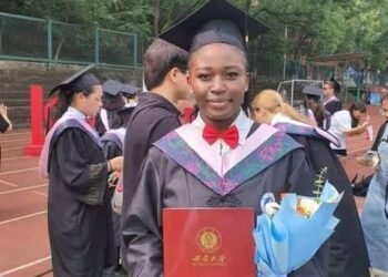 Nigerian Lady Emerges as Best Graduating Student in Chinese University | METROWATCH