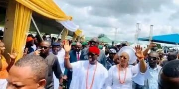 Delta: Old Lagos-Asaba Road Named after Okowa as Ika Nation Welcomes Home Former Gov | METROWATCH
