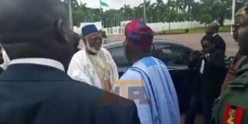 JUST IN | Abdusalami Abubakar, ex-Head of State, Meets Tinubu In Aso Rock | METROWATCH