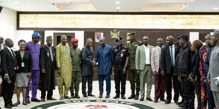 •Edo State Governor, Mr. Godwin Obaseki (middle), with members of the 18-man Committee on Cattle and Livestock Control, after the inauguration of the Committee at the Government House, Benin City, on Tuesday, June 6, 2023.