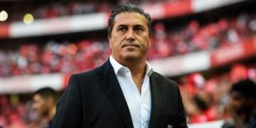 Nigerians to Decide Peseiro’s Fate as Super Eagles Coach, Says NFF | METROWATCH