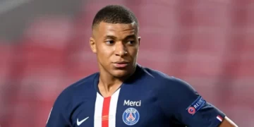 PSG Ready to Sell Mbappe to Man Utd | METROWATCH