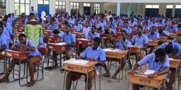 WAEC Candidates Remanded for Exam Malpractices in Ibadan | METROWATCH