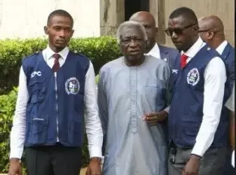 Alleged Fraud: ICPC Arraigns Ojerinde, JAMB’s ex-Registrar,  Children, 6 Others | METROWATCH