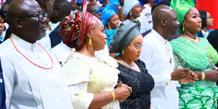 •From Left: Delta Governor, Rt. Hon. Sheriff Oborevwori (left); his wife, Deaconess Tobore Oborovwori (2nd left); wife of his Deputy, Catherine Onyeme (middle), Speaker, State House of Assembly, Rt. Hon. Emomotimi Guwor (2nd right) and his wife, Timiebi during the Thanksgiving Service for his election and inauguration as Speaker at the Redeemed Christian Church of God, Redemption Hall, Effurun on Sunday. PIX: SAMUEL JIBUNOR