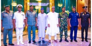 Meeting Update! You Must Deliver on Your Assigned Responsibilities — Tinubu tells service chiefs | METROWATCH