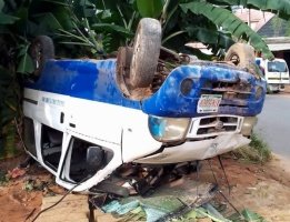 Bus Fleeing from Tax Collectors Somersaults, Injures Seven in Anambra | METROWATCH