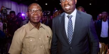 PHOTOS | All Smiles as Obaseki, Oshiomhole Reunite, Embrace at Edo Event | METROWATCH