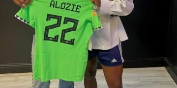 Falcons’ Star Alozie’s Picture with Davido Sparks Reactions | METROWATCH