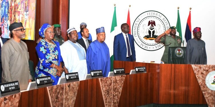 *From left: Chief of Staff to the President, Femi Gbajabiamila; Head of the Civil Service of the Federation, Mrs Folashade Yemi-Esan; Secretary to the Government of the Federation, Sen George Akume; Vice President Kashim Shettima and President Bola Tinubu at the inaugural Federal Executive Council meeting at the Presidential Villa in Abuja on Monday (28/8/23).