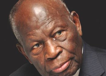 Akintola Williams, Nigeria’s First Indigenous Chartered Accountant Dies at 104 | METROWATCH