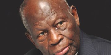 Akintola Williams, Nigeria’s First Indigenous Chartered Accountant Dies at 104 | METROWATCH