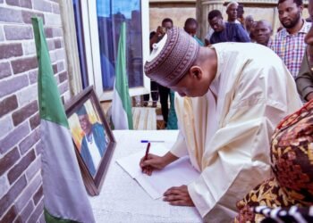 Akinkunmi was an Iconic Individual, says Idris, Minister of Information | METROWATCH