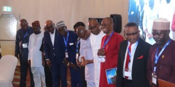 Online Publishers Get New EXCO — Chigbo re-elected president, Edomaruse is general secretary | METROWATCH