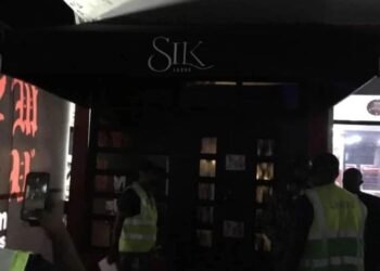 PHOTOS | LASEPA Seals Lagos Club over Noise Pollution | METROWATCH