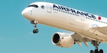 TRAVELOGUE | A Panicky Paris to Abuja Flight — a journalist’s account of mid-air u-turn by Air France | METROWATCH