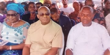 David Mark in Delta State for Burial of Paul Mumeh’s Mum | METROWATCH