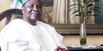 Former President Goodluck Jonathan Felicitates Yakubu Gowon at 89 | METROWATCH