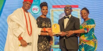 Obaseki Bags Zik Good Governance Award | METROWATCH