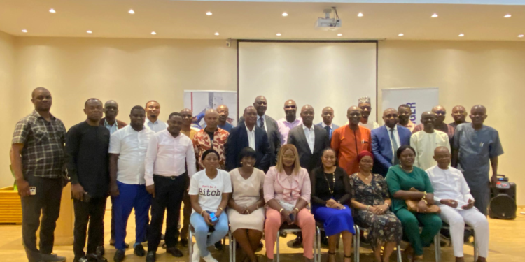 *Sitting R-L: Publisher, Metrowatchonline, Mr. Collins Edomaruse, Editor, Peak News, Dr. Abimbola Kintum, Julius Berger’s Project Coordinator, Lagos-Sagamu Expressway, Engr. Fatima Kosemani and  the company’s Senior Business Executive, Strategic Business Unit, Mrs Ndifreke Ukochio as well as Publisher Netnews, Mrs. Pearl Ngwama and Editor, Lagos Business News Info, Mrs Temitope Adebayo.  Standing at the middle behind the front row is the Head, Media Relations, Julius Berger Nigeria Plc, Prince Moses Duku sandwiched by a cream of senior Journalists at the 2023 Media Parley organised by the company held at the Sheraton Lagos Hotel recently
