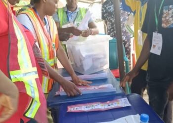 BAYELSA 2023 | Sorting, Counting of Votes Ongoing in Several Polling Units | METROWATCH