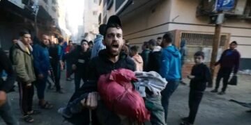 PHOTOS | Fighting Resumes in Gaza as Ceasefire Ends | METROWATCH