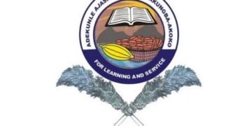 Adekunle Ajasin University Offers Automatic Jobs to its 42 First Class Graduands | METROWATCH