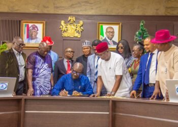 Governor Godwin Obaseki Signs N342Bn 2024 Appropriation Bill into Law | METROWATCH