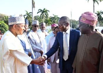 President Bola Tinubu Harps on Synergy, Receives President Talon of Benin Republic | METROWATCH