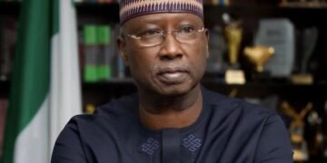 Buhari’s SGF, Boss Mustapha, Refutes $6.3m CBN Looting Allegation | METROWATCH