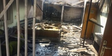 2 Die as Fire Guts Ex-Oyo Governor Alao Akala’s Residence | METROWATCH