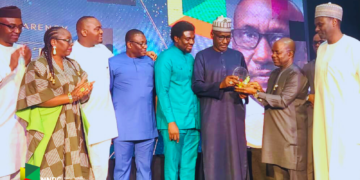 NNPC Ltd Wins ‘The Whistler’ Transparency, Innovation Award | METROWATCH