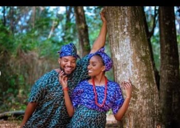 Adorable Pre-Wedding Photos of Kunle Remi and Tiwi | METROWATCH