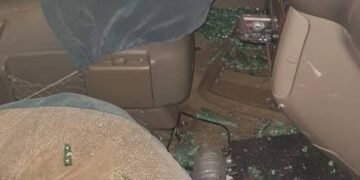 EDO 2024 | Violence Unleashed on Philip Shaibu as Campaign Vehicle’s Attacked, Damaged | METROWATCH