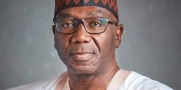 Kwara Pays SUBEB Teachers, LG Workers Salary Arrears | METROWATCH