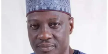 Court Grants Bail to Ex-Kwara gov, Abdulfatah Ahmed | METROWATCH