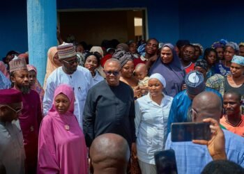 Peter Obi Boosts Operations of Abuja Primary Healthcare Centre with N2m Donation | METROWATCH