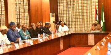 BREAKING | President Tinubu Holds Crucial Meeting with Dangote, Elumelu, Others | METROWATCH