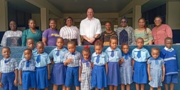 CSR: Lagos School Gives Julius Berger ‘Heartfelt Appreciation’ Award | METROWATCH