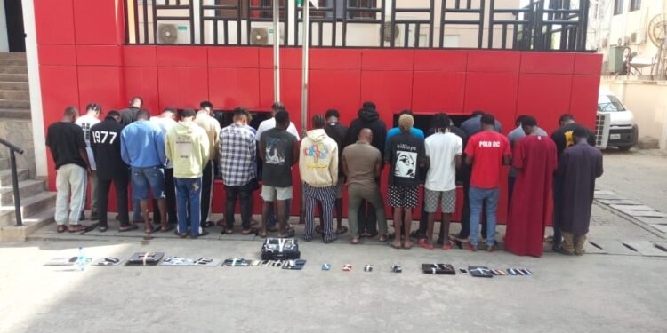 suspected internet fraudsters